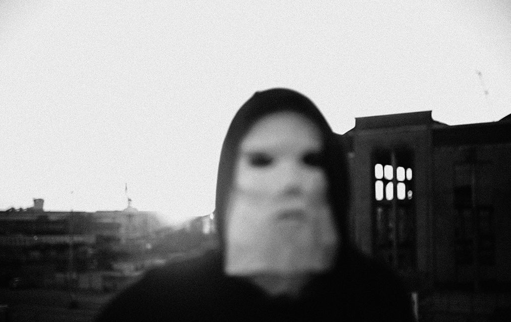 The Ghost In My Bed (Radu RMX) di Bad Pritt è il videoclip che devi guardare oggi  [Video Première]